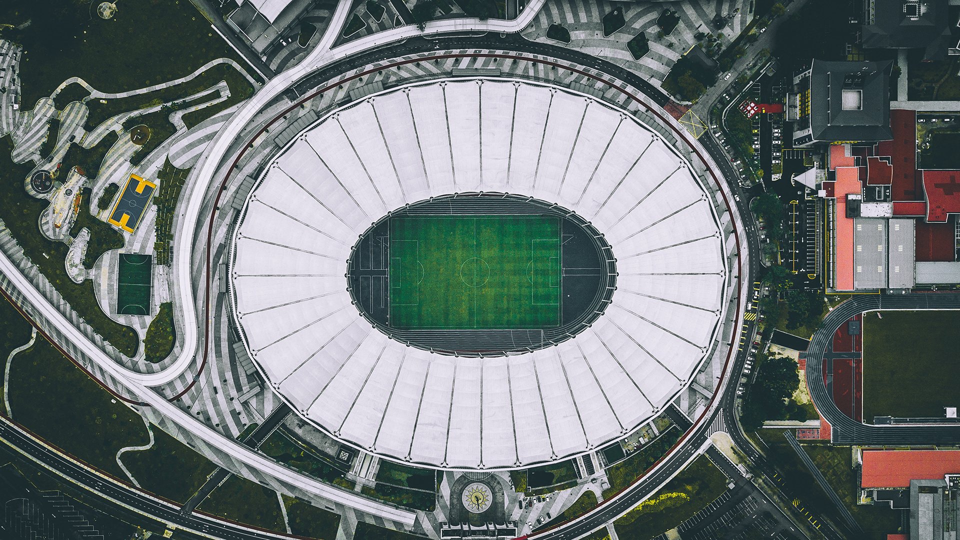 足球媒体融合发展成果亮相行业大会,十大足球媒体